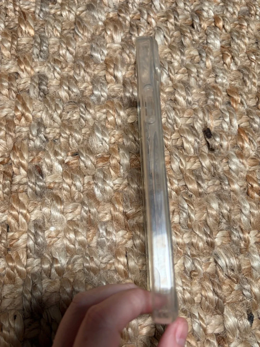 Spigen MagSafe Case - Picture 2 of 6